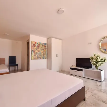 Vadul Chiquita Pensiune Vadu